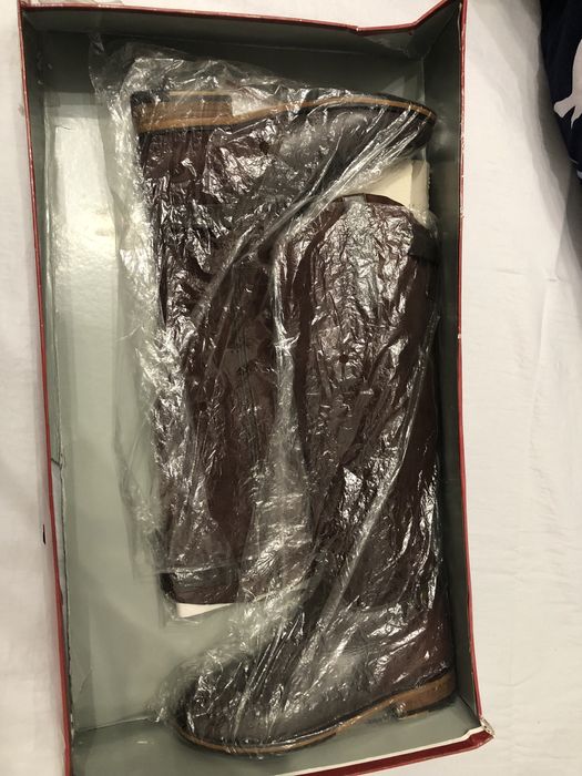 Продаются осенние сапоги