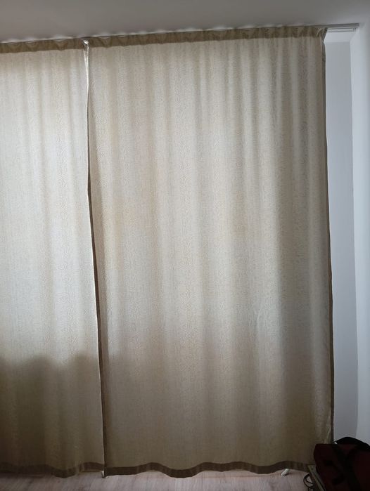Продам шторы б/у