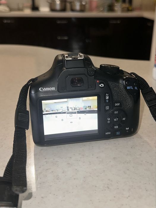 Камера canon eos 1300d