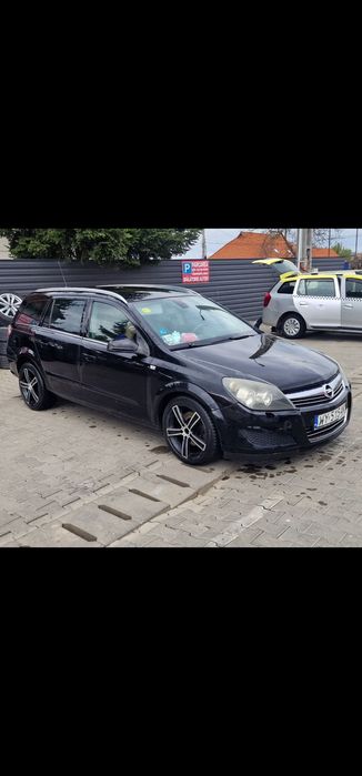 Vând Opel astra H în stare foarte buna