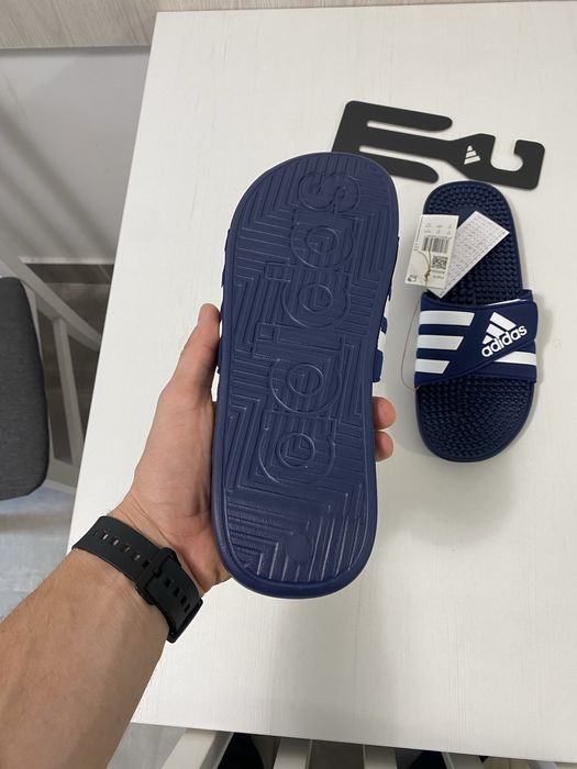 Papuci / slapi Adidas Adissage