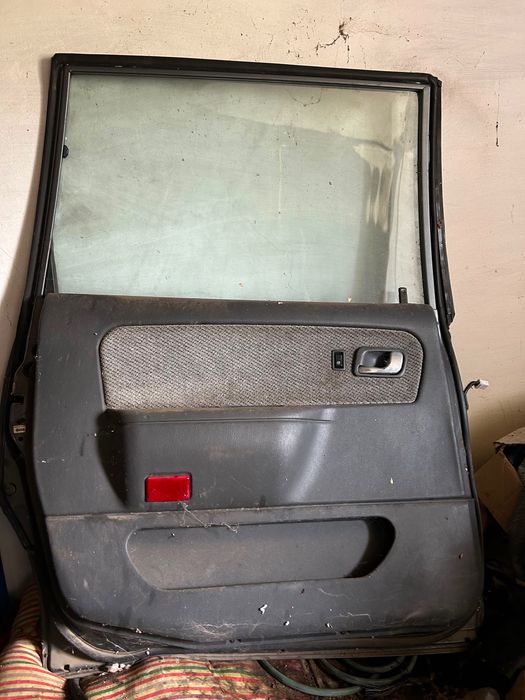 ПродамЗапчасти Mitsubishi Space Wagon