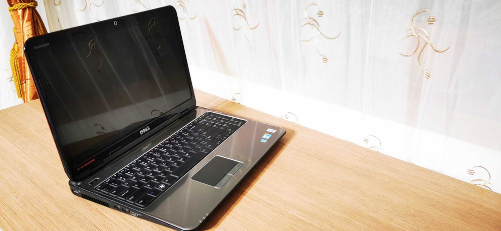 Laptop DELL N5010 - I3 M370 2.4ghz, 4gb ram, 250gb SSD 750 EVO, DVD-RW