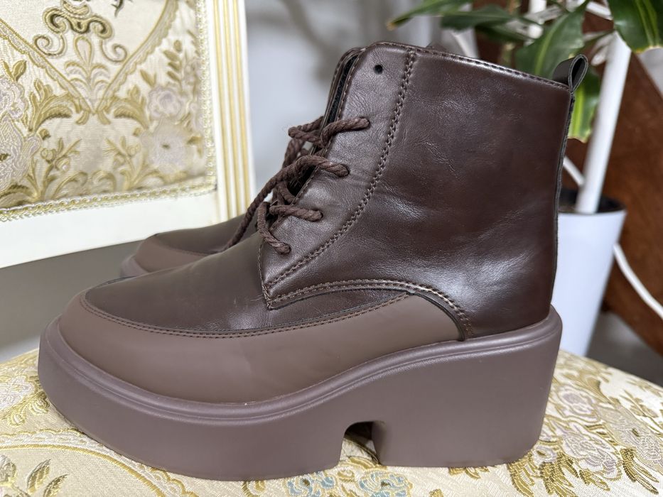 продам лоферы новые 39 размер идеальные для холодной погоды