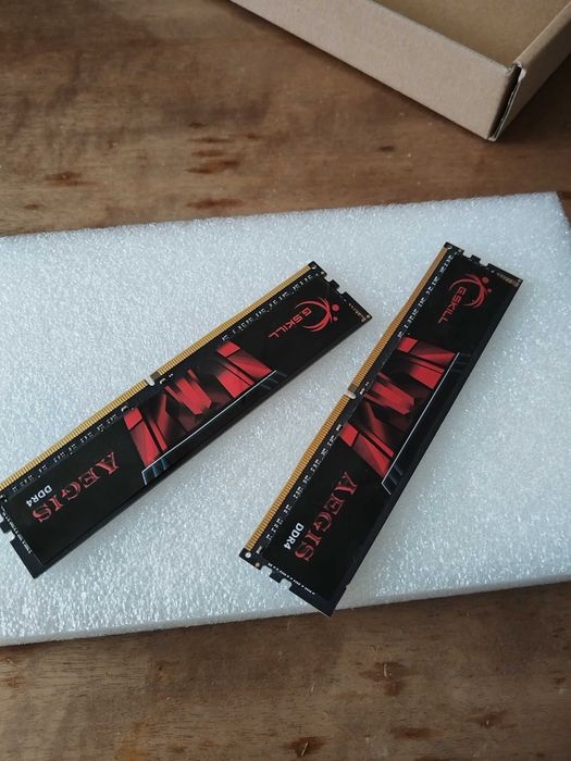 Памет 8GB DDR4 3200 MT/s G.SKILL AEGIS