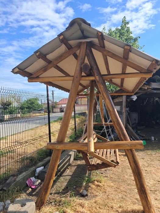 Oferta luna septembrie - Balansoar rustic complet echipat