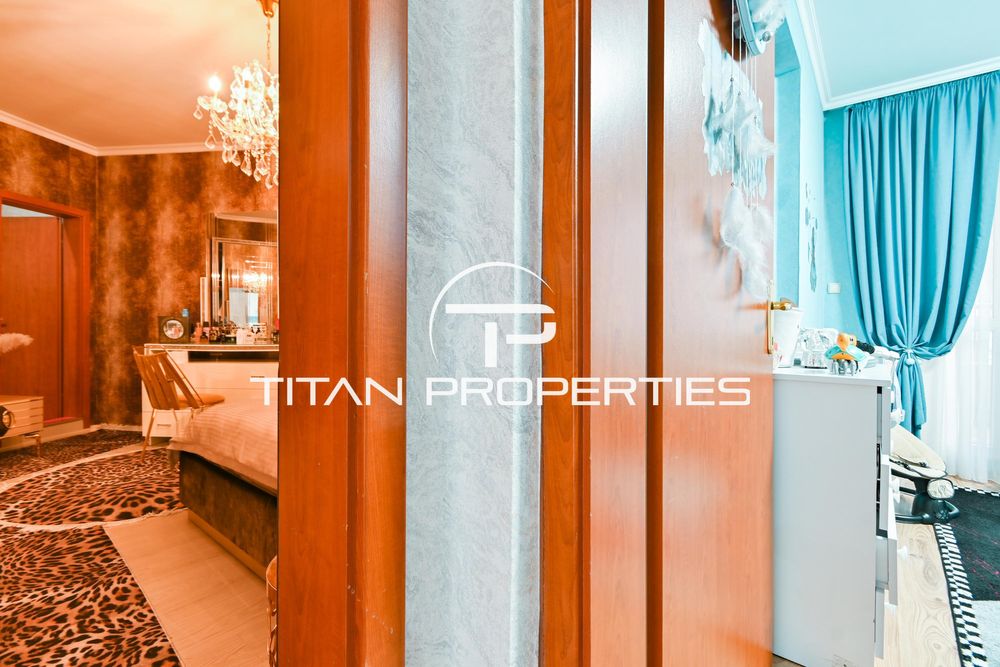 Продава се Тристаен апартамент в София, Свобода - 160 кв.м за 1875 €/кв.м - Снимка #7