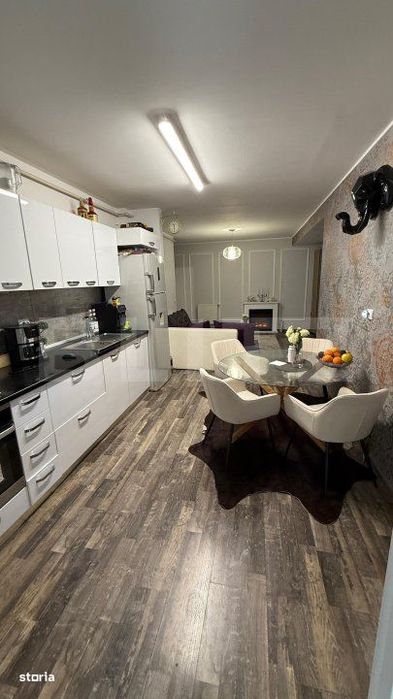 Apartament 3 camere, gradina, 2 locuri de parcare, zona Terra — fotografia 3