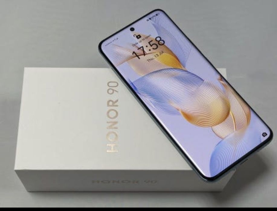 HONOR 90 – 12GB RAM / 512GB / stare excelentă / nefolosit abuziv