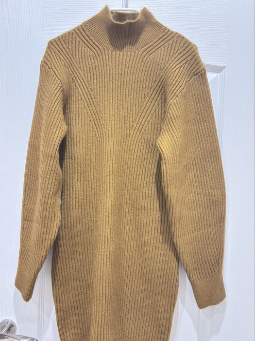 Дамска зимна плетена рокля от HM