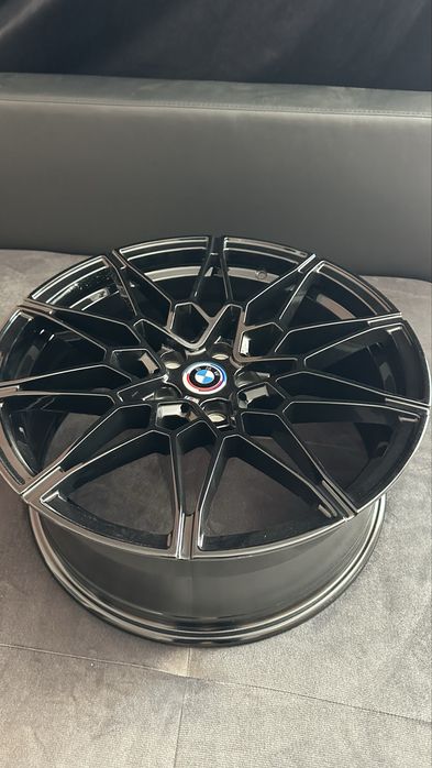 Jante BMW 19 inch stil M4 in 2 latimi