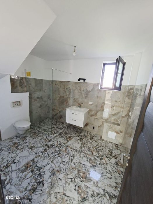 Casă de vânzare cu 4 camere/Com.Berceni/COMISION 0%