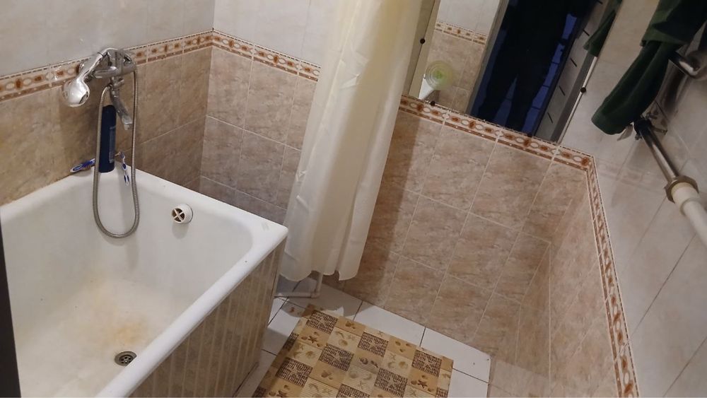 Яшнабод дваресда уй сотилади. Икки хона