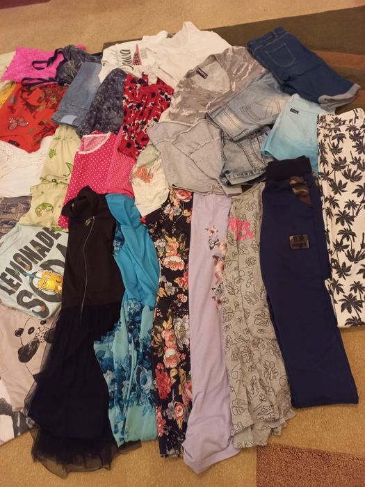 Продам / вещи на девочку / .