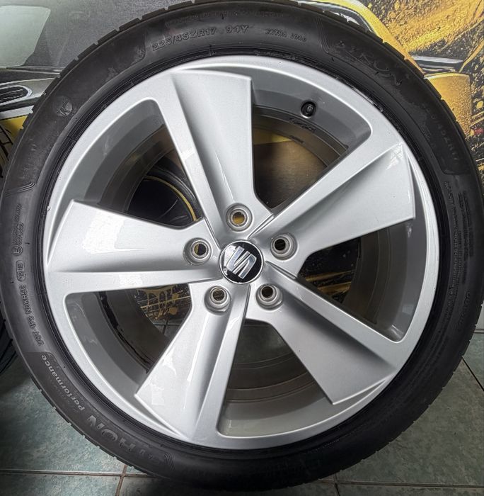 Roti Jante SEAT Leon SKODA Octavia R17 225/45/17