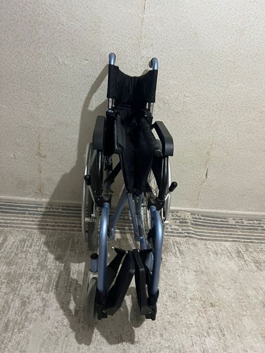 Инвалидная коляска