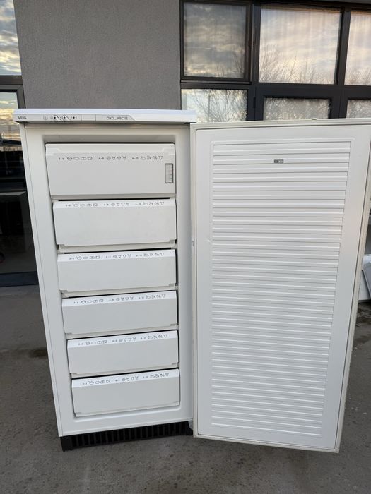 Фризер AEG 155 см