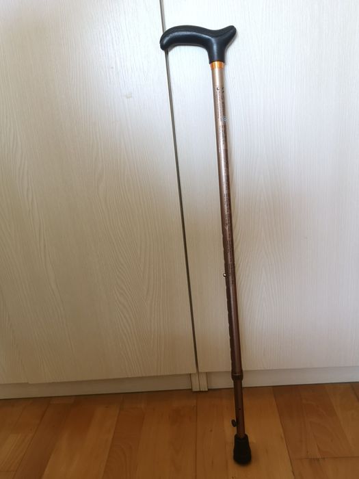 Baston ortopedic reglabil din aluminiu