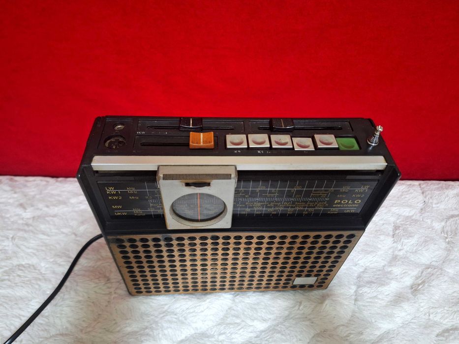 smart ITT SCHAUB-LORENZ POLO electronic 107 radiomuseum 1976