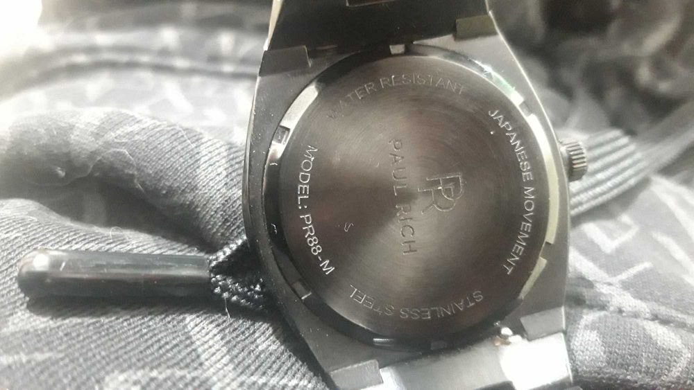 Ceas Paul rich model pr88-m urgent 600 lei fix fix