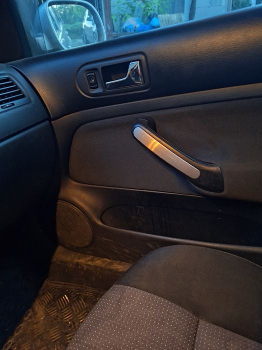 Fete uși, golf4, bora