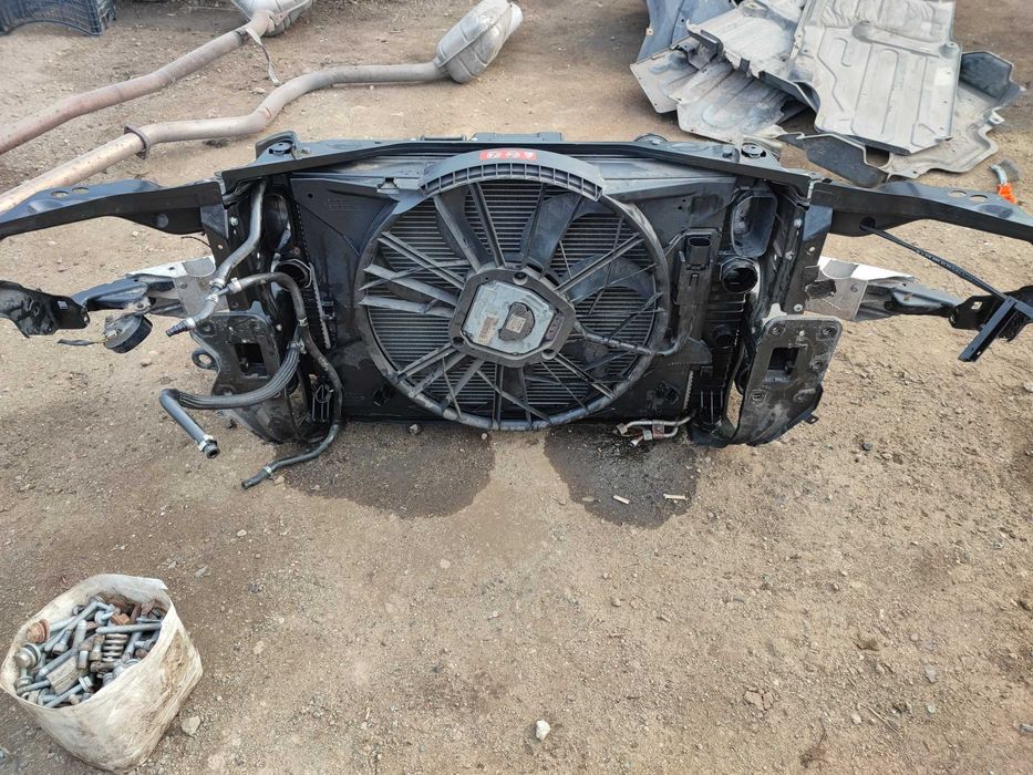 Очиларка маска с радиатор кулер воден перка Mercedes W219 cls 320 350