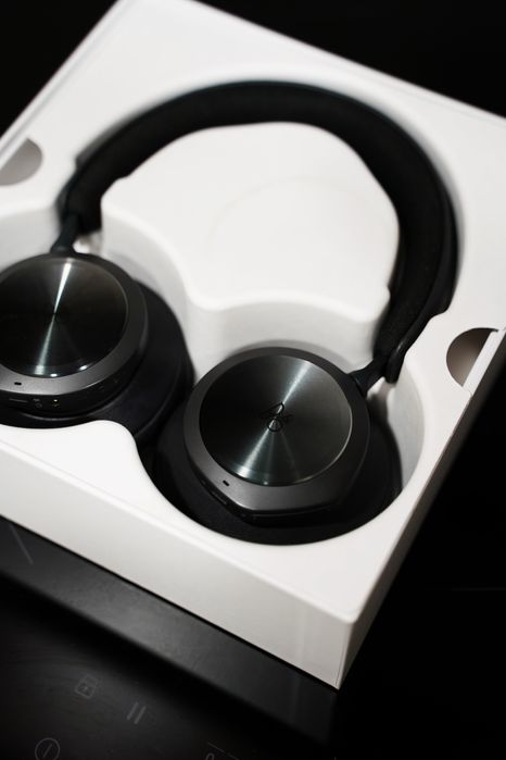 Наушники Bang & Olufsen Portal