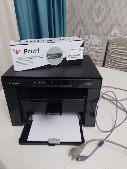 Принтер 3в 1. Canon MF 3010