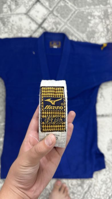 Продается кимано в отличном состояий