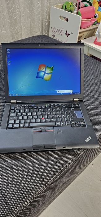 Laptop i5 ram 8Gb Tester auto diagnoza auto Windows 7 baterie buna