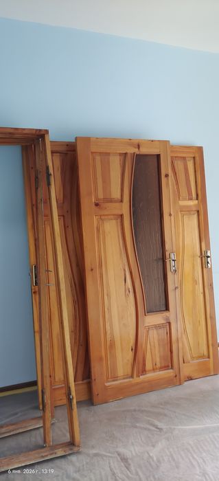 Продам межкомнатные двери б/у
