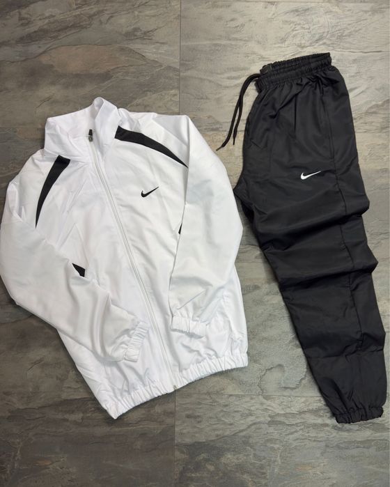 Мъжки екипи Nike