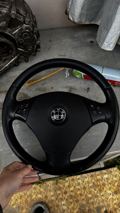 volan bmw e90 in stare buna