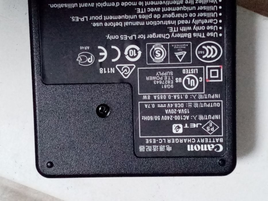 Зарядное устройство CANON для D 500