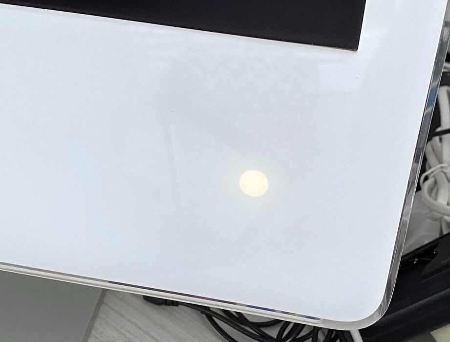 Apple iMac A1208 din 2006 - nu afiseaza - complet