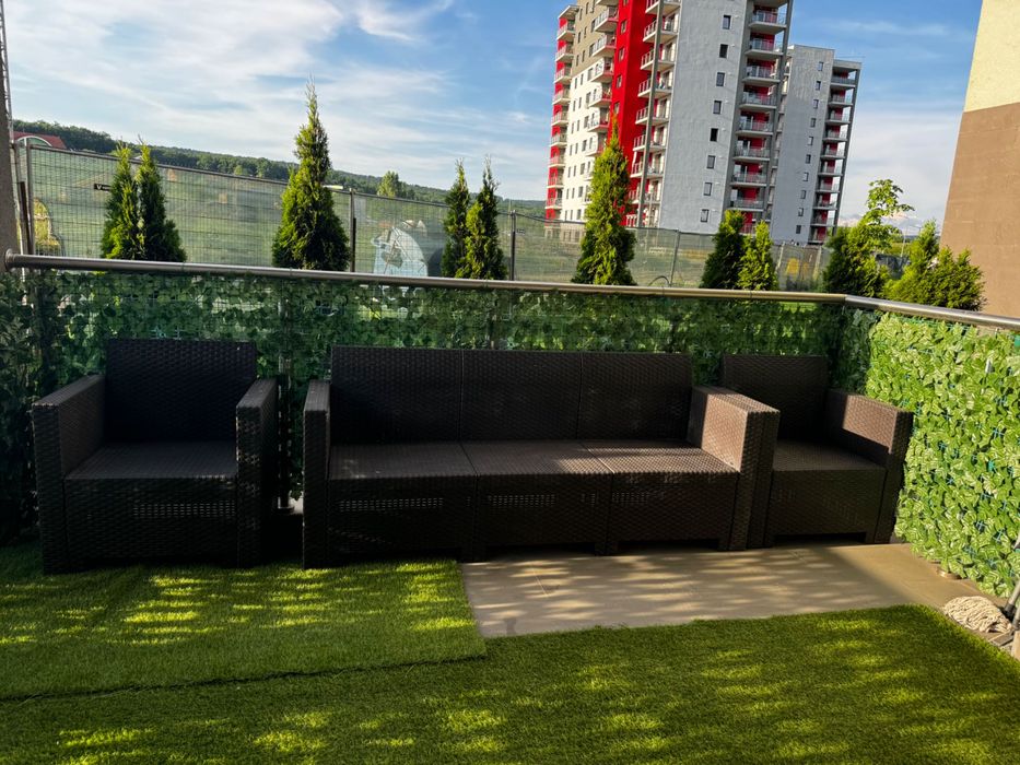 Inchiriez apartament cu 2 camere in Green Residence