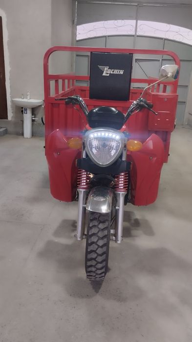 Moto lochin katta bortli