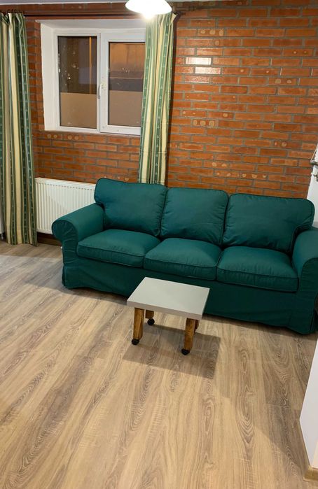 Apartament superb cu curte proprie în cartierul Florilor