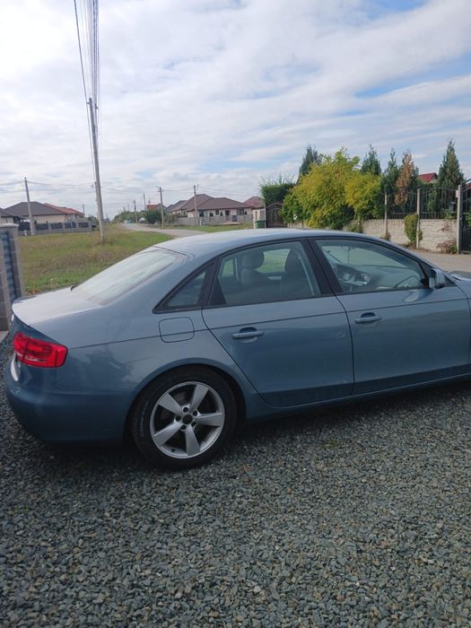 Vând Audi A4 din 2011