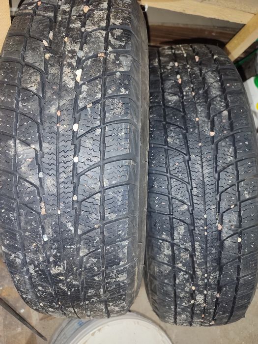 Продам зимние резины с дисками