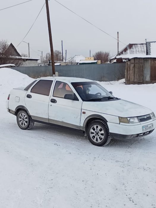 Продам авто ваз 2110