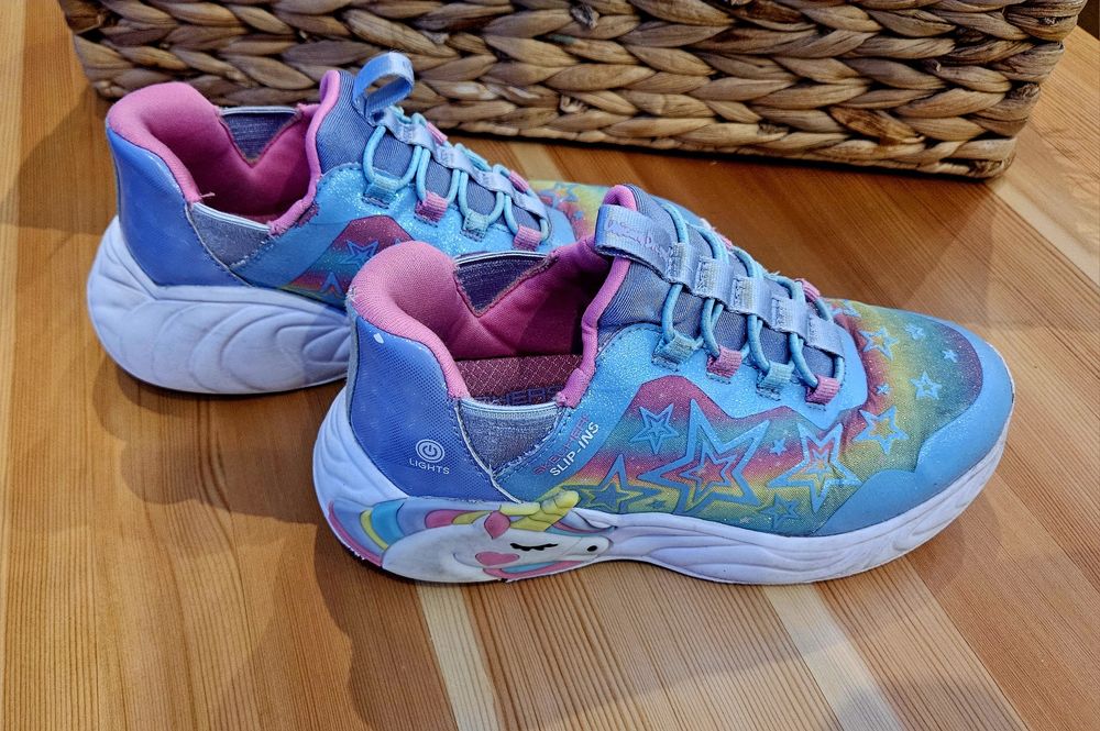 Детски светещи маратонки SKECHERS, р-р 31