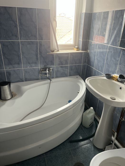 Inchiriez apartament 2 camere