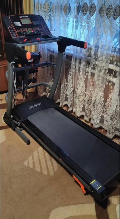 Продам беговую дорожку