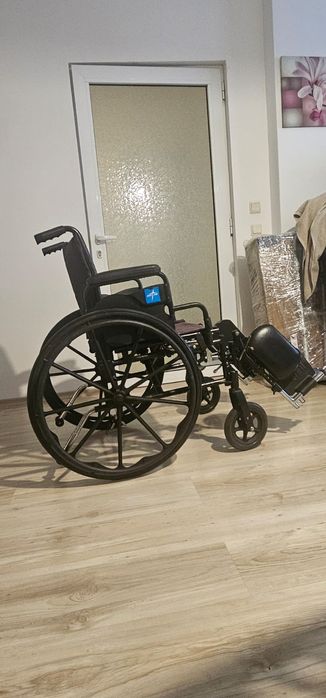 Инвалидна количка Medline