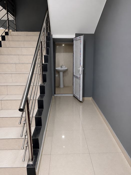 Сдаеться в субаренду коммерческое помещение  — 400 м²