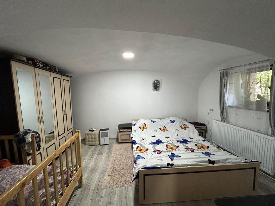 Vând apartament 2 camere