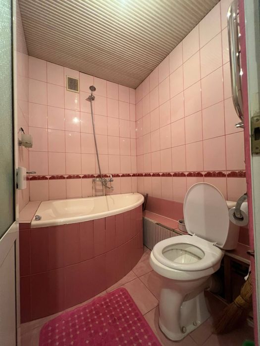 Киргили Широткада 4/3 этаж 2 хона уй ижарага берилади