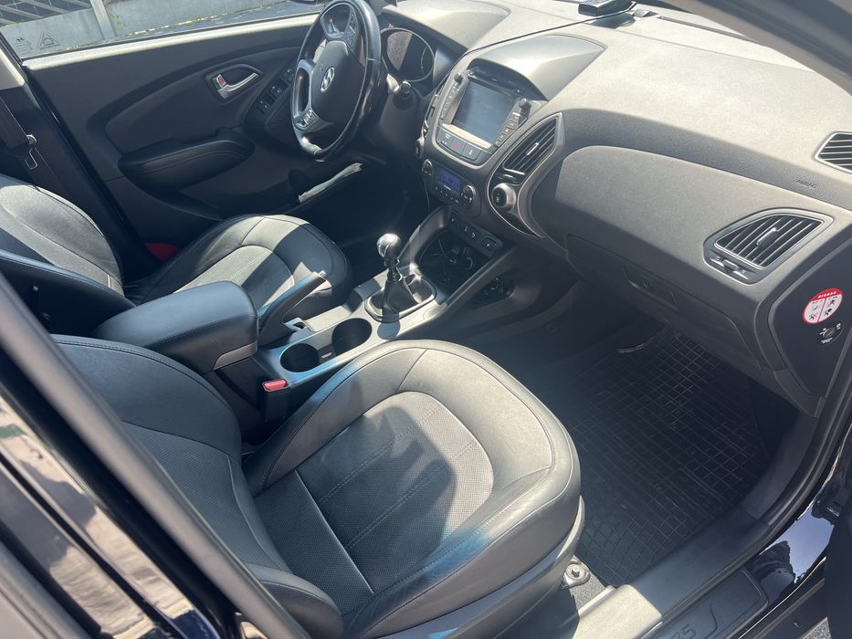 Hyundai IX 35 2.0crdi 4x4 185cp