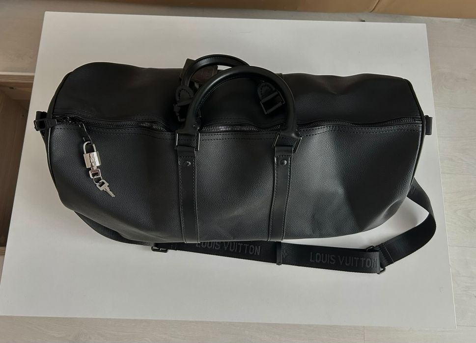 Louis Vuitton Keepall Bandoulière Aerogram